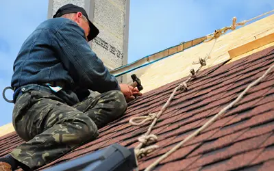3-Reasons-Why-You-Should-Avoid-DIY-Roof-Repair