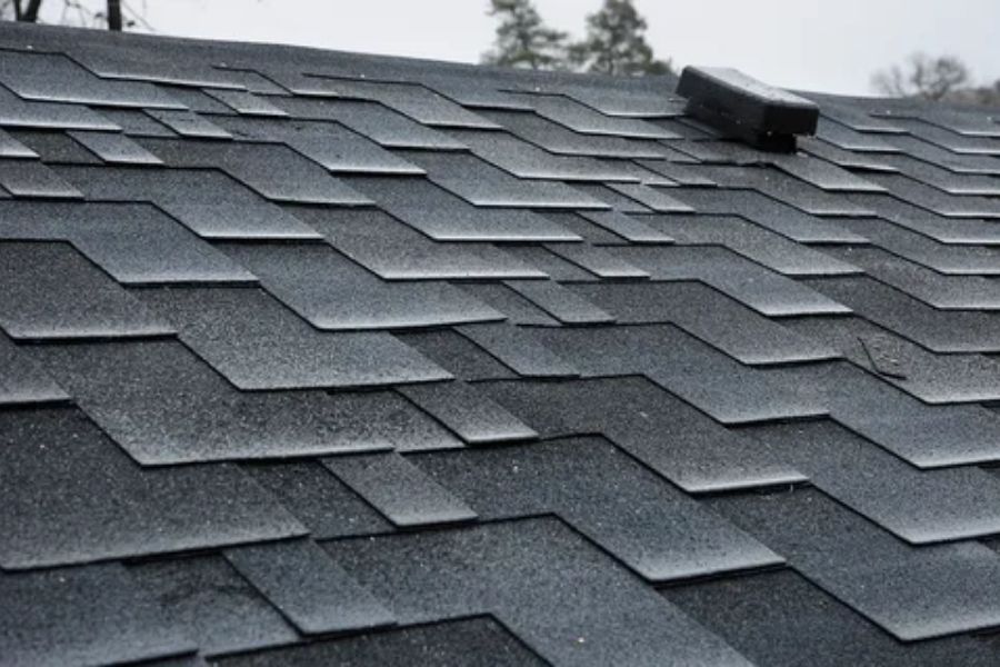 What Are Shingles on a Roof?
