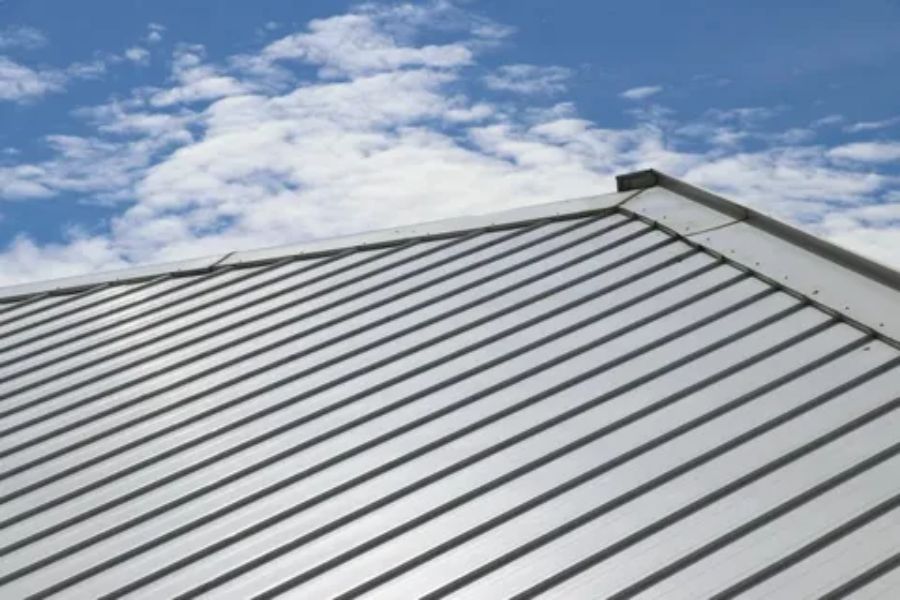 Is aluminium good for roofing?