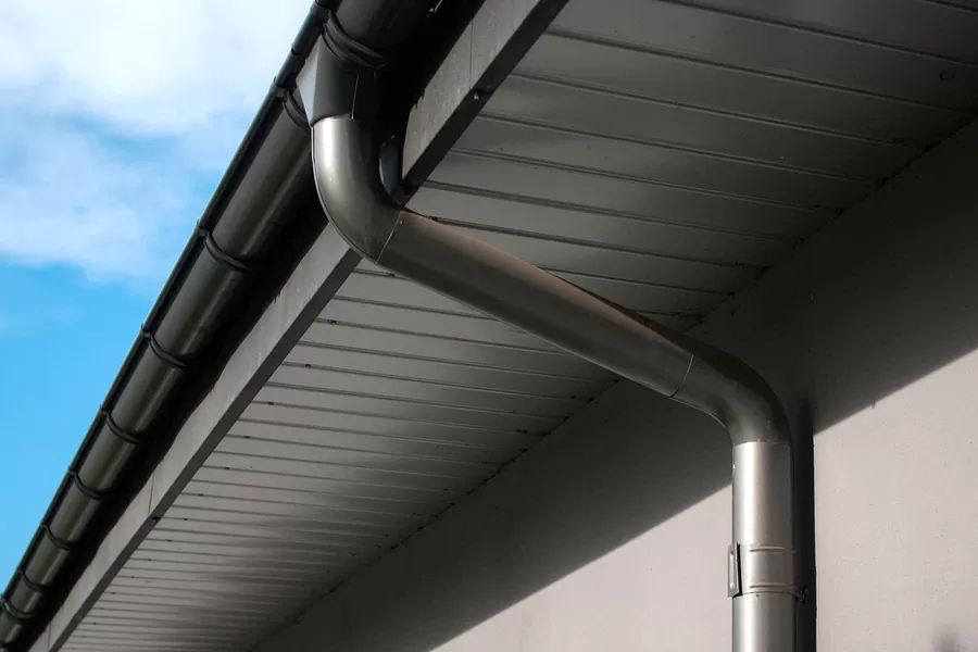 How do you secure aluminium soffit?