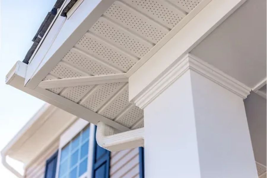 What is the difference between a soffit and an eave?