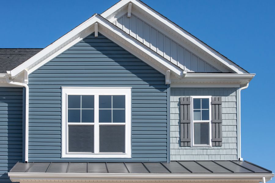 Which is better vertical or horizontal vinyl siding?