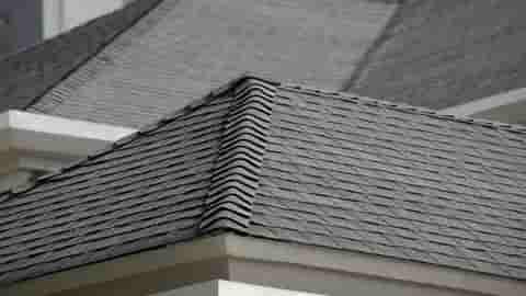 How much does it cost to replace a 2000 sq ft roof in Ontario?