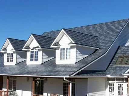 What Warranties Do Roofing Companies Offer?