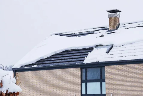 Winter Roof Maintenance Tips for Canadian Homes